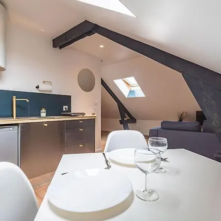 L'azur Dore, Pour 2 Voyageurs *